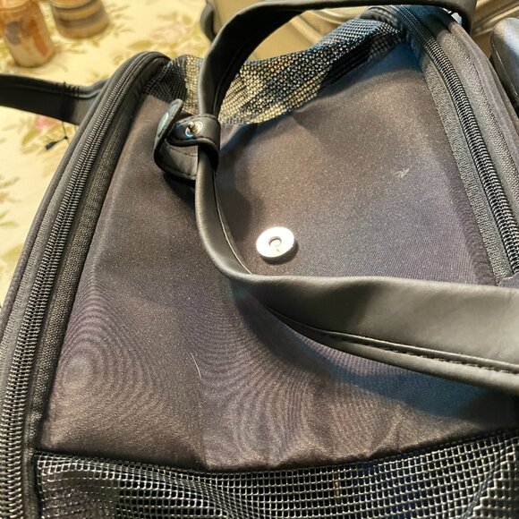 Snoozer The Cooper Four Wheeled Pet Bag 85110 - Picture 7 of 9